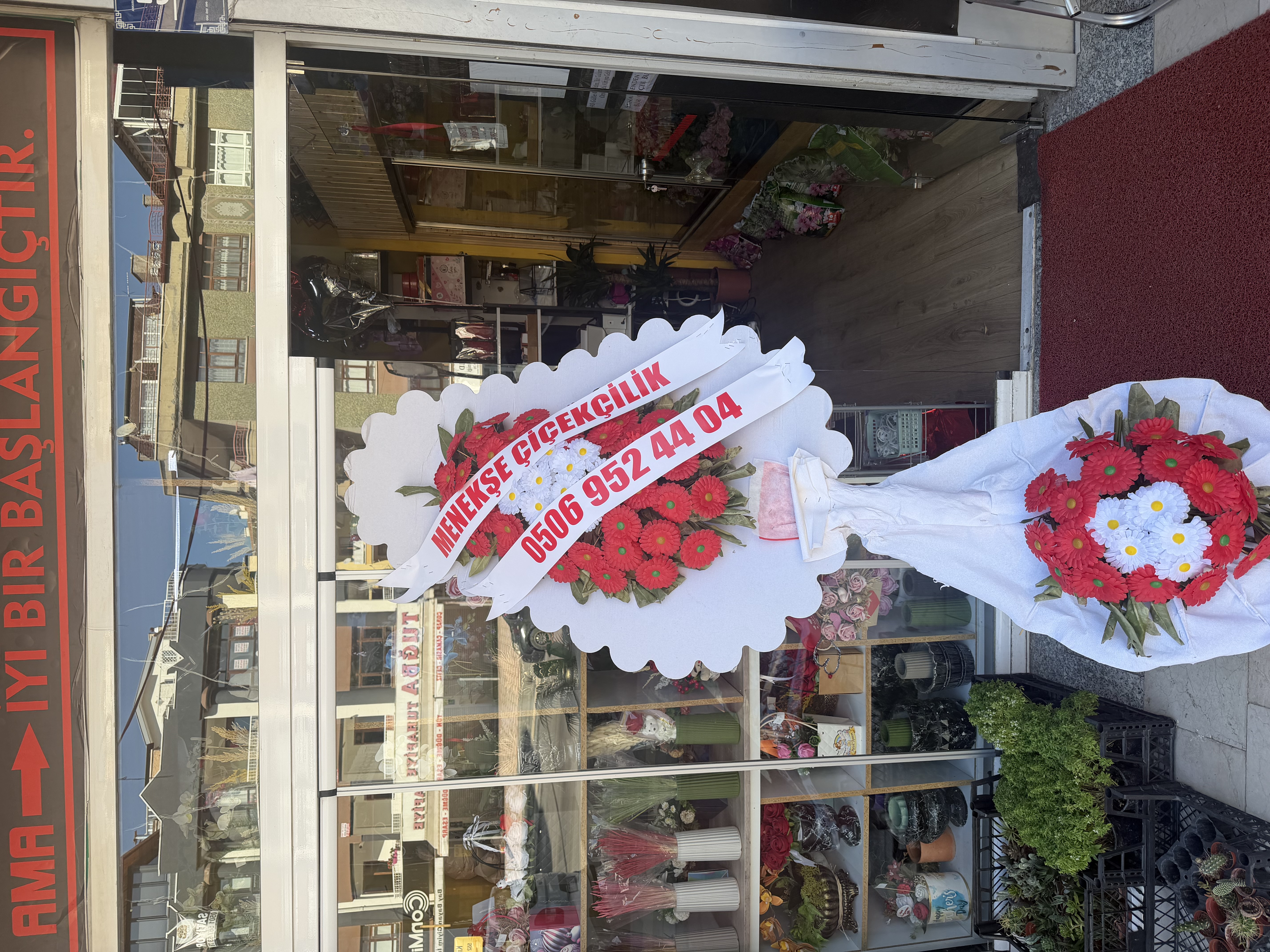 Çift Katlı Yapay Çelenk
