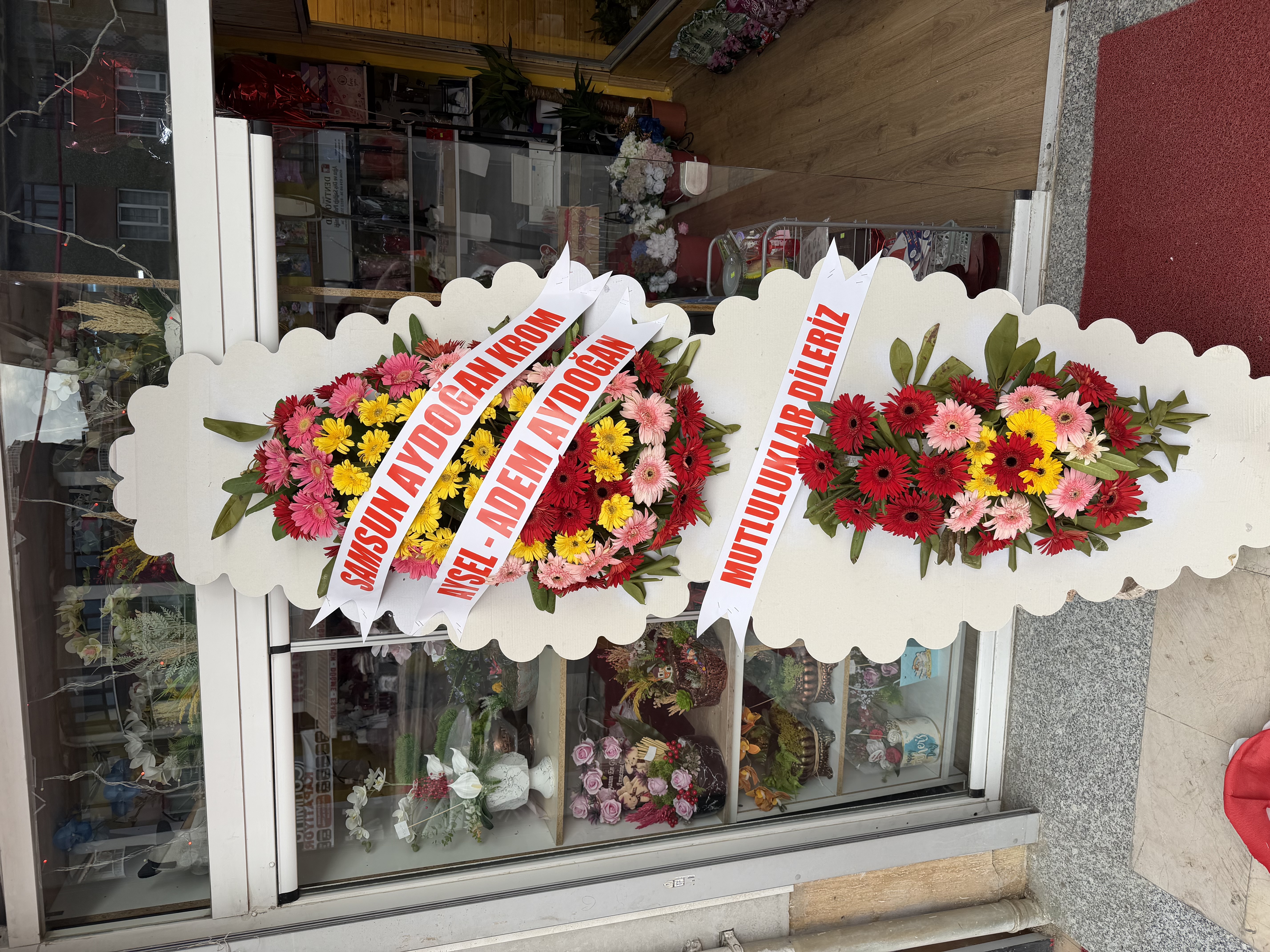 Çift Katlı Canlı Çelenk